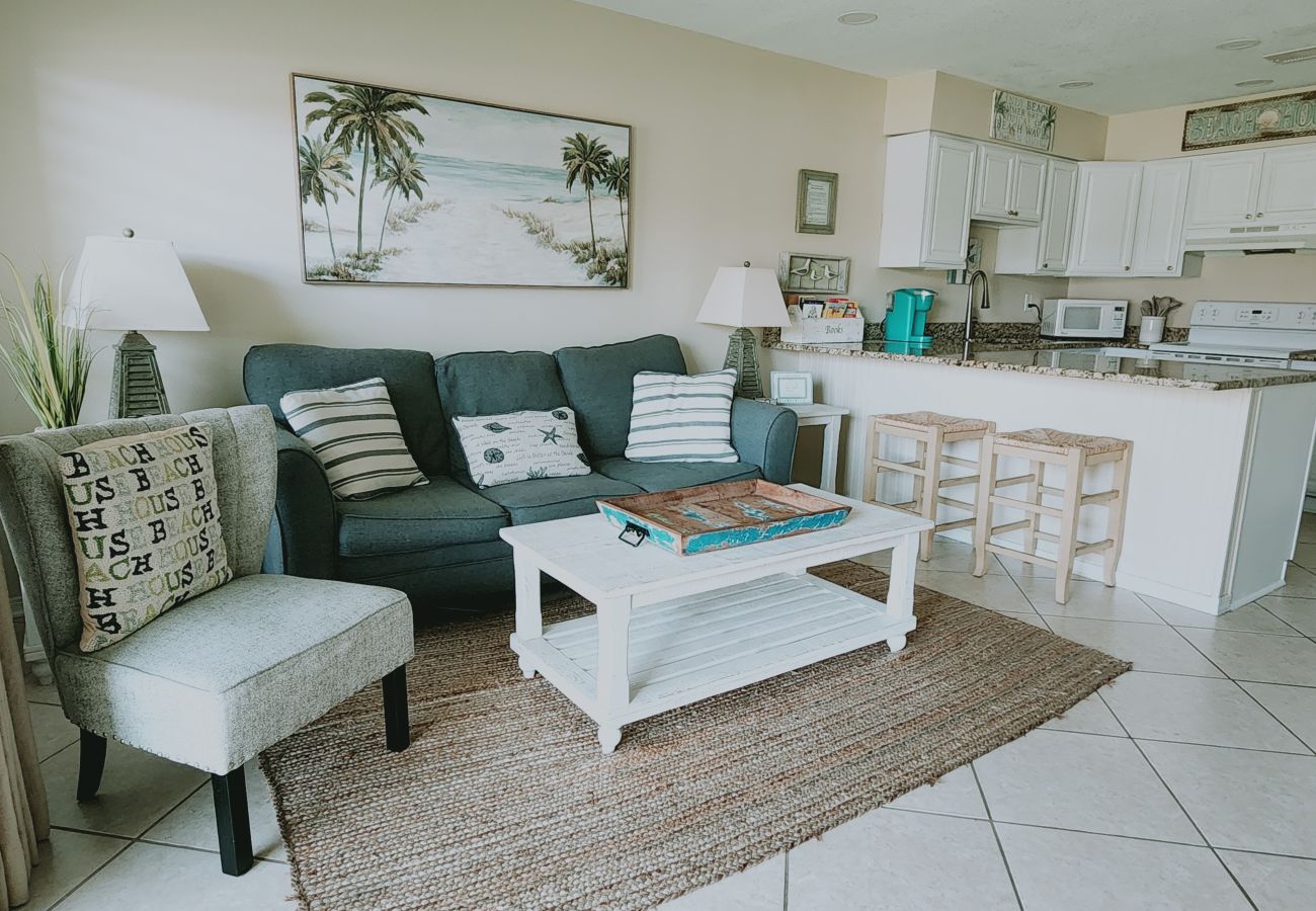 Condominium in Destin - 9B, Hook, Line & Sunshine