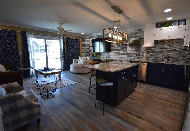 Condominium in Destin - 8B, Beach Please