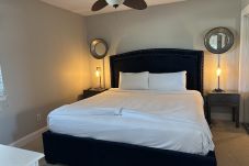 Condominium in Destin - 8E Beachy Keen