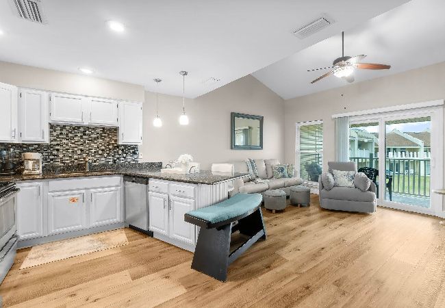 Condominium in Destin - 7E, Shell We Stay?