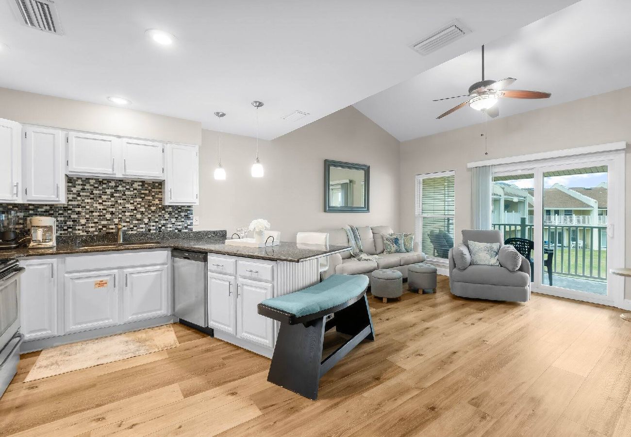 Condominium in Destin - 7E, Shell We Stay?