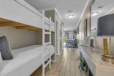 Condominium in Destin - 7A, Sun Sand & Solitude