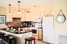 Condominium in Destin - 9H, Rhythm & Waves Retreat