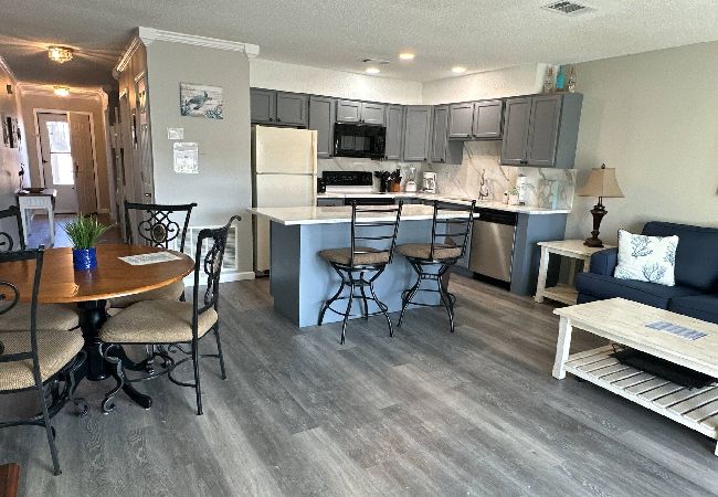 Condominium in Destin - 9A, Resting Beach Face