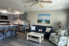 Condominium in Destin - 9A, Resting Beach Face