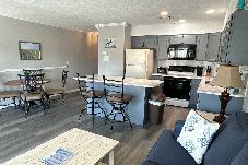 Condominium in Destin - 9A, Resting Beach Face