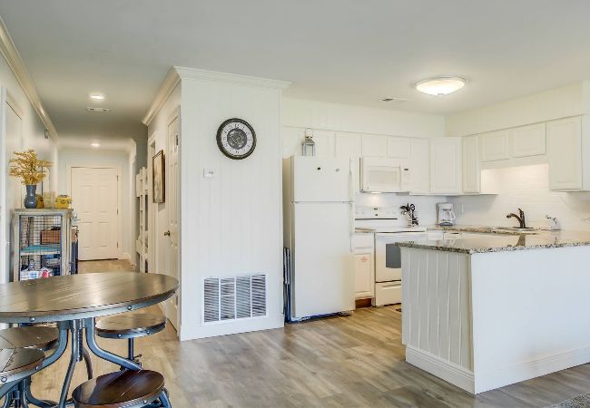 Condominium in Destin - 10A, Current Mood: Coastal