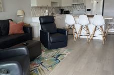 Condominium in Destin - 8F, Isle Be Back