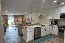 Townhouse in Miramar Beach - 1A, Emerald Daydream